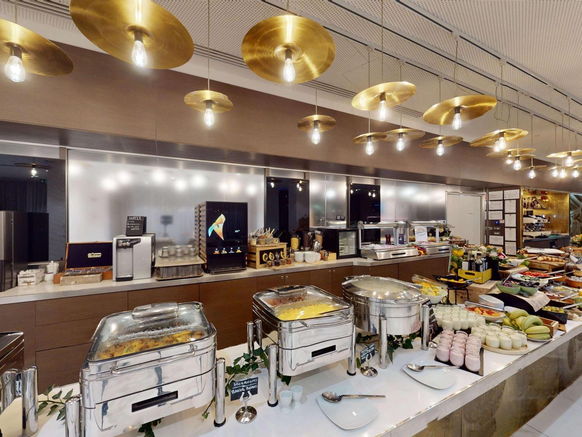 Mercure Center Hotel