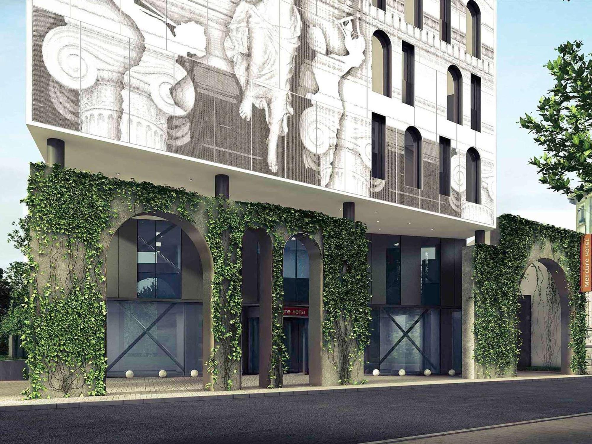 Mercure Center